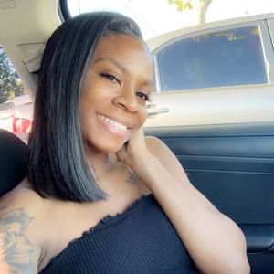 Meet your Posher, Marissa